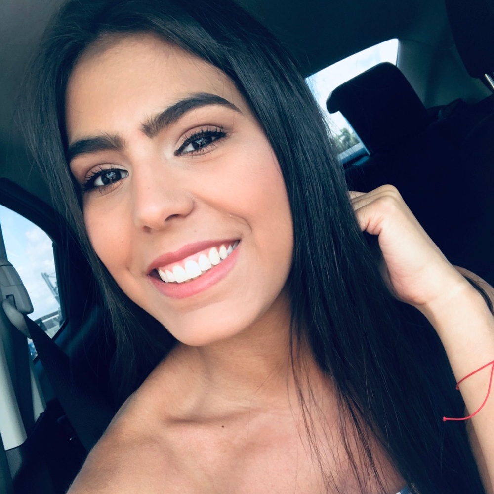 Meet your Posher, Franyely